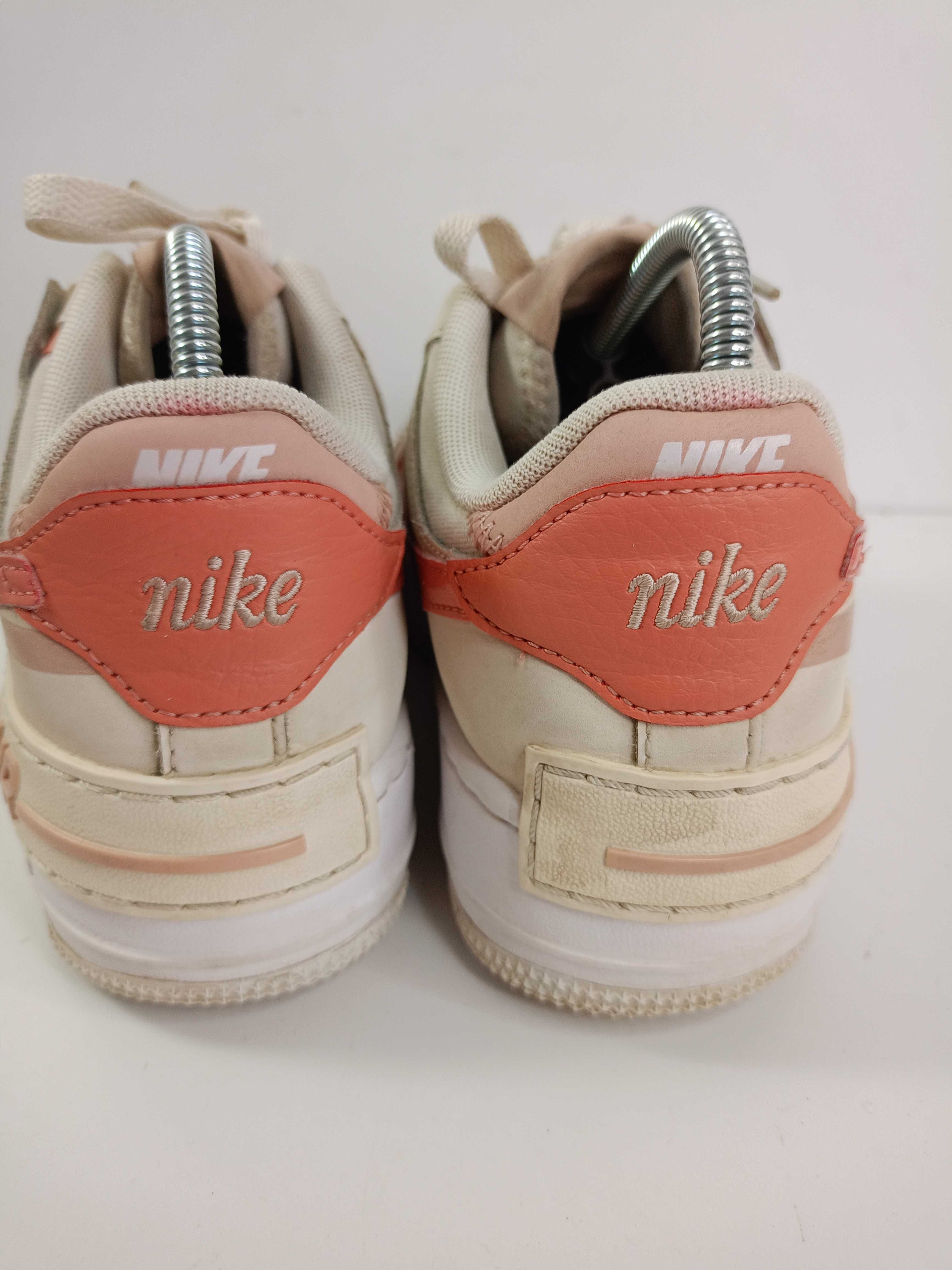 NIKE AIR FORCE 1 '07buty damskie r.36,5