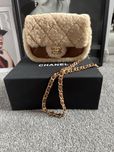 Torebka Chanel….