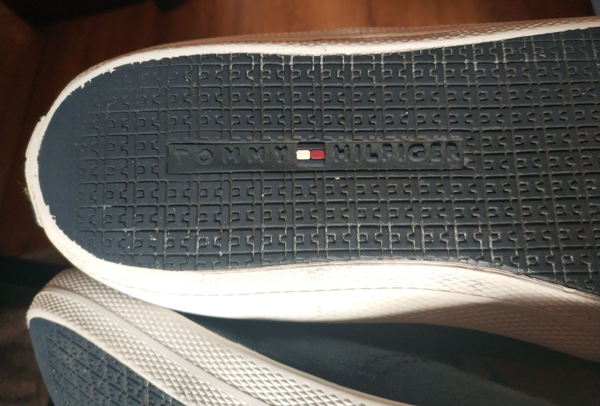 Buty unisex Tommy Hilfiger r. 40