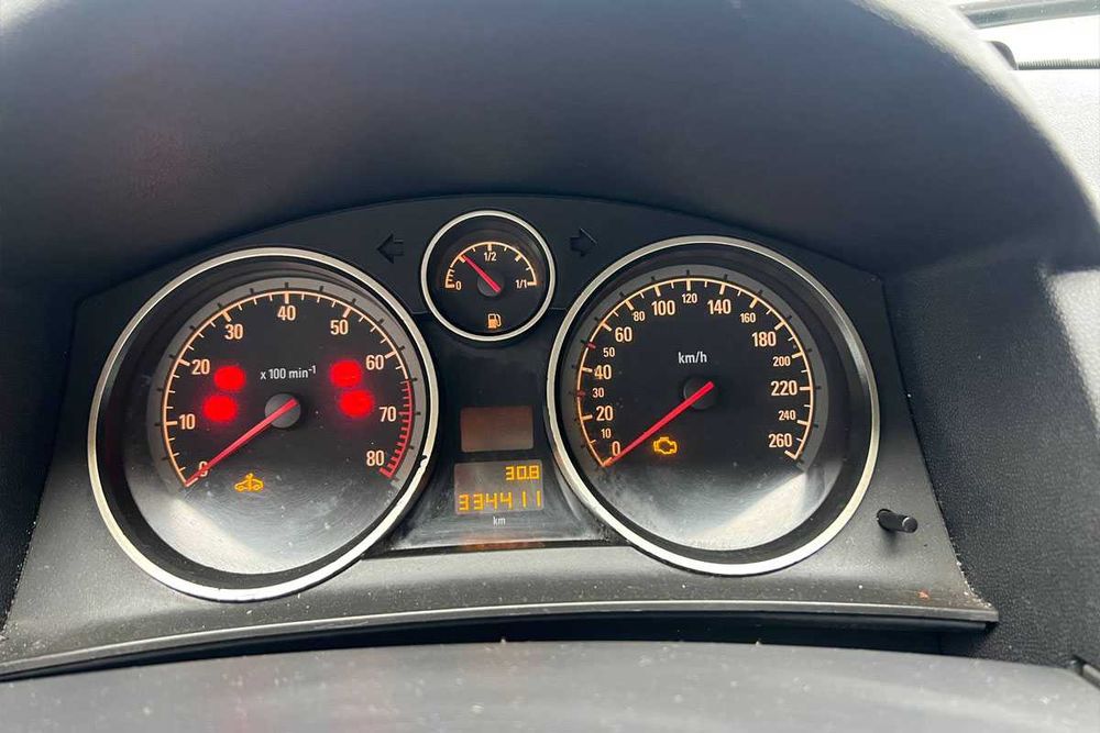 Opel Astra 2005 року