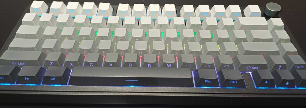 Teclado mecânico Attack Shark X85