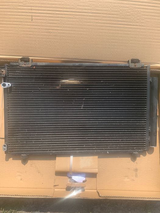 радіатор кондиціонера тойота