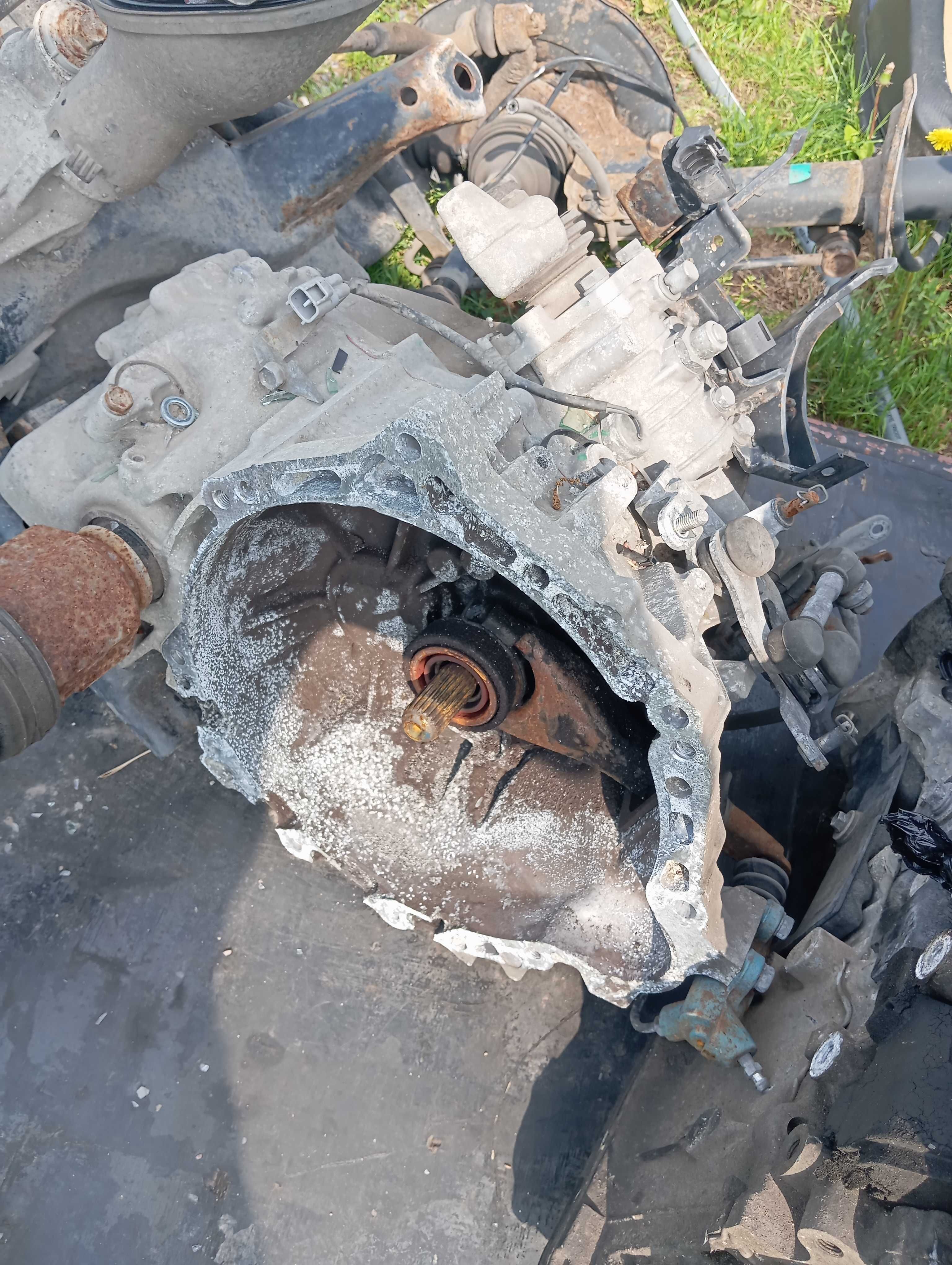 Toyota Yaris 2 II 1.4 D4D 90km Skrzynia Biegów Manualna