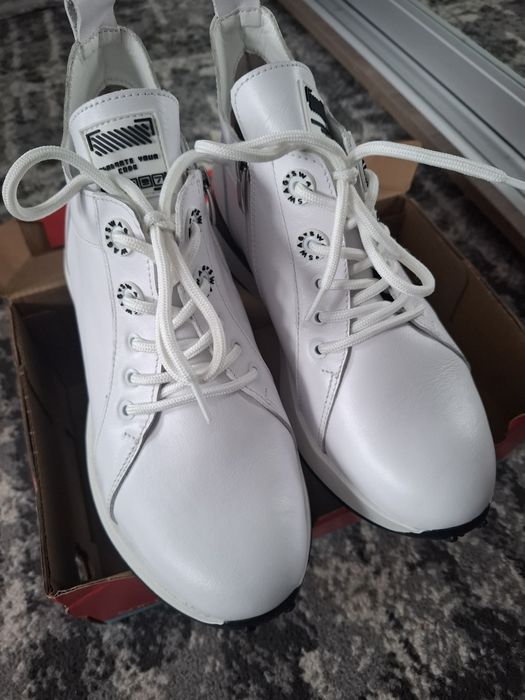 Білі Снікерси кросівки жіночі  39р