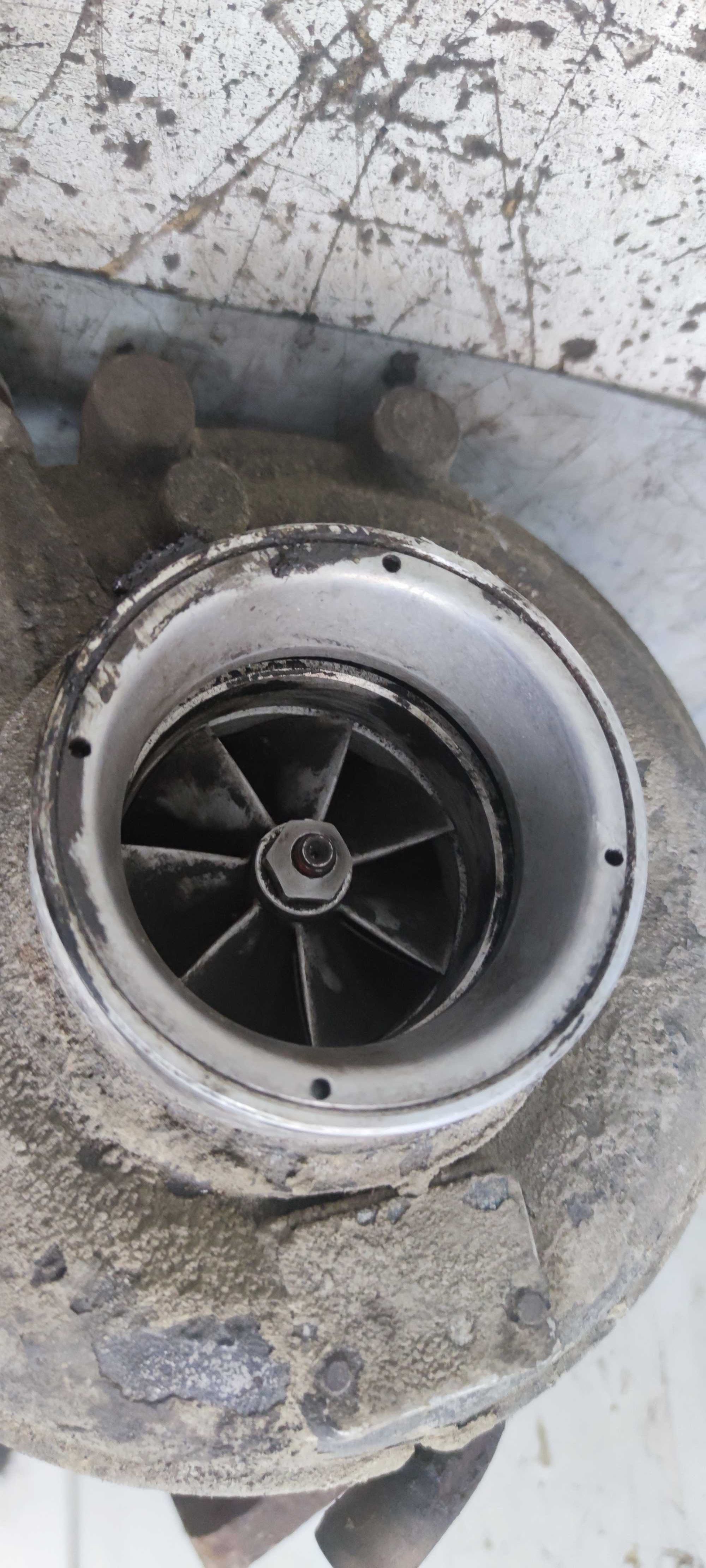 MAN TGA 18.390 Turbina Turbo Turbosprężarka Kolektor Ssący