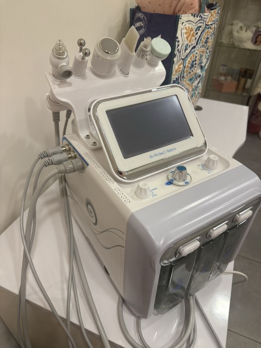 Urządzenie do oczyszczenia wodorowego