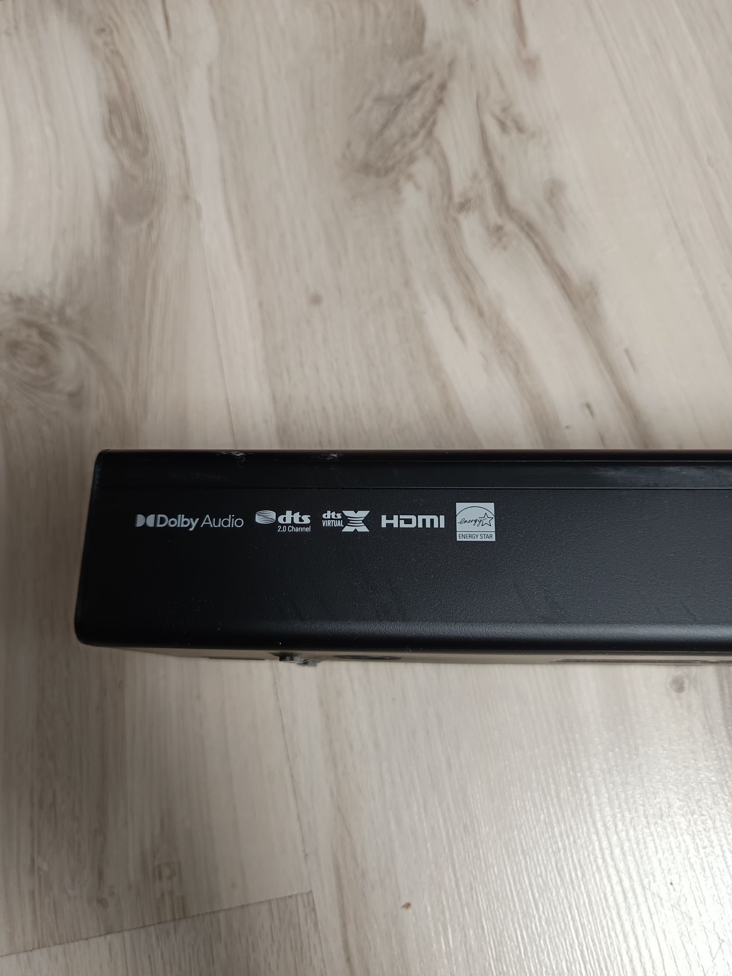 Soundbar z subwooferem SAMSUNG HW-A550