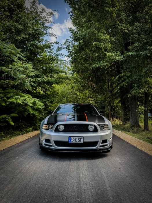 Ford Mustang GT 2013r