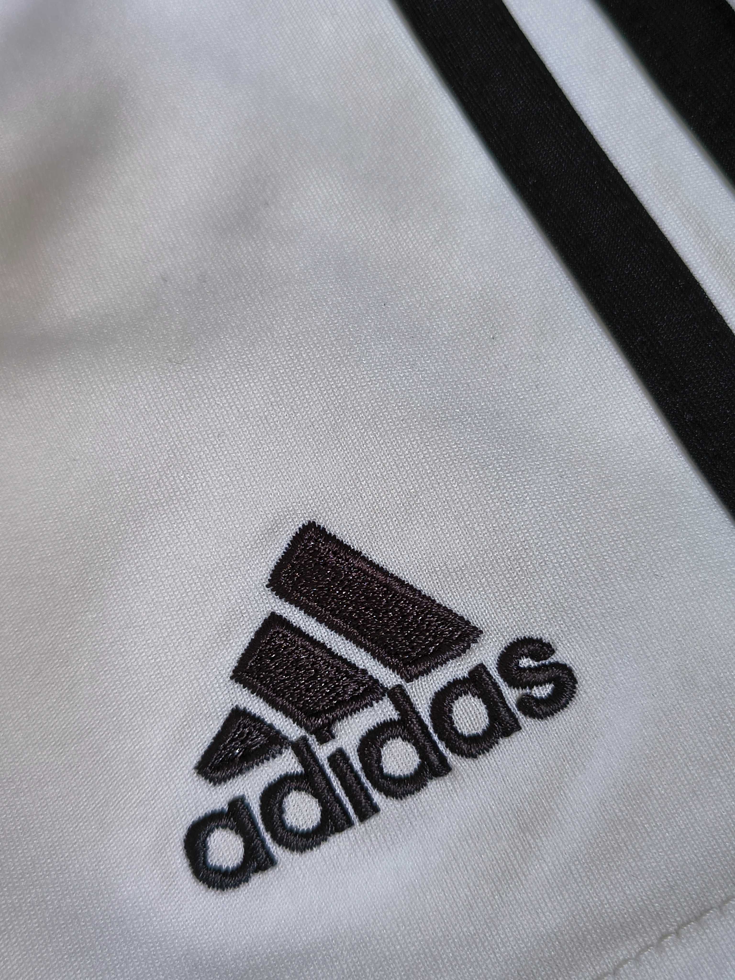 Spodenki adidas Manchester United 22/23 Domowe Junior - Biały rozm.140