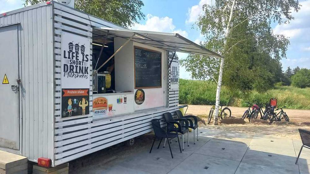 Przyczepa gastro, FOODTRUCK, profesjonalna, gazowa, stal nierdzewna