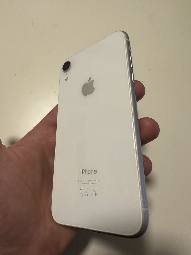 Iphone xr bialy 64GB