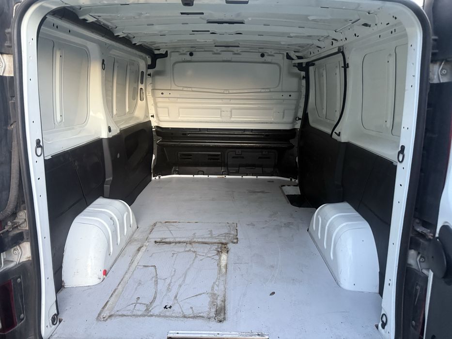 Renault Trafic Warty uwagi! Rezerwacja