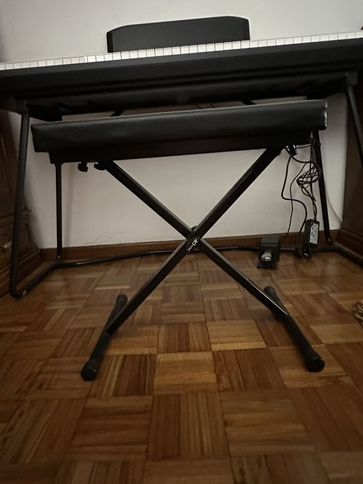 Piano Korg SP-250