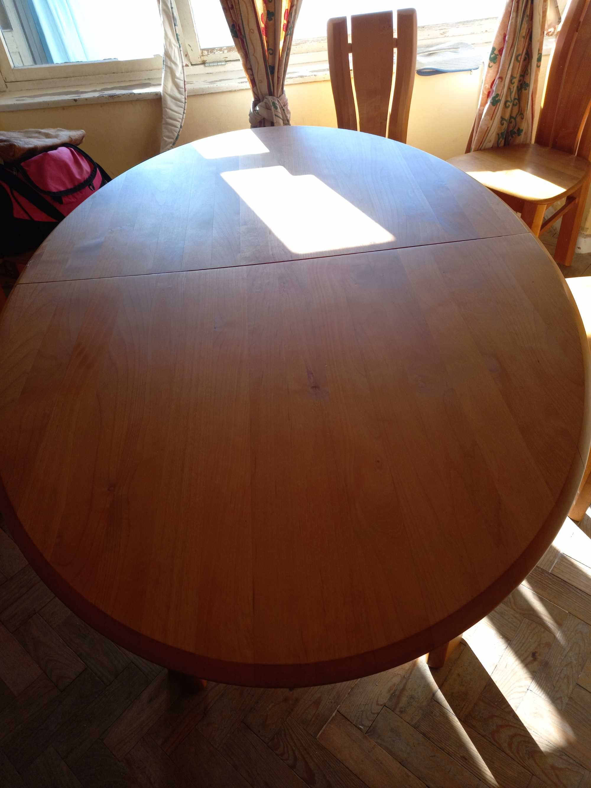 Mesa de jantar extensível + 6 cadeiras