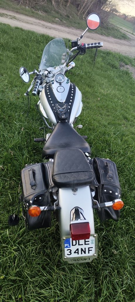 SUZUKI Intruder na kat. B