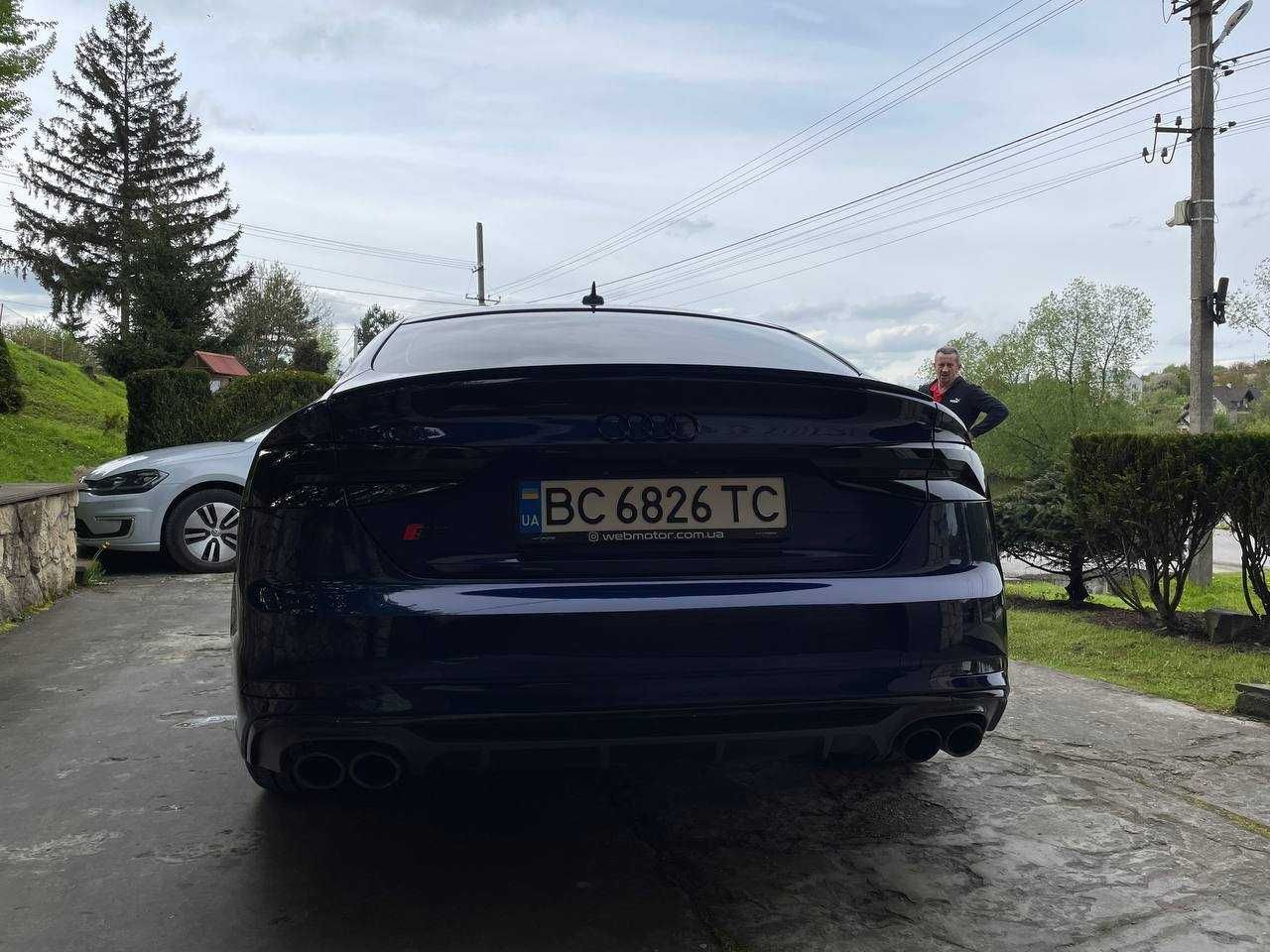 AUDI S5. Sportback  Переодягнений в рестайлінг.