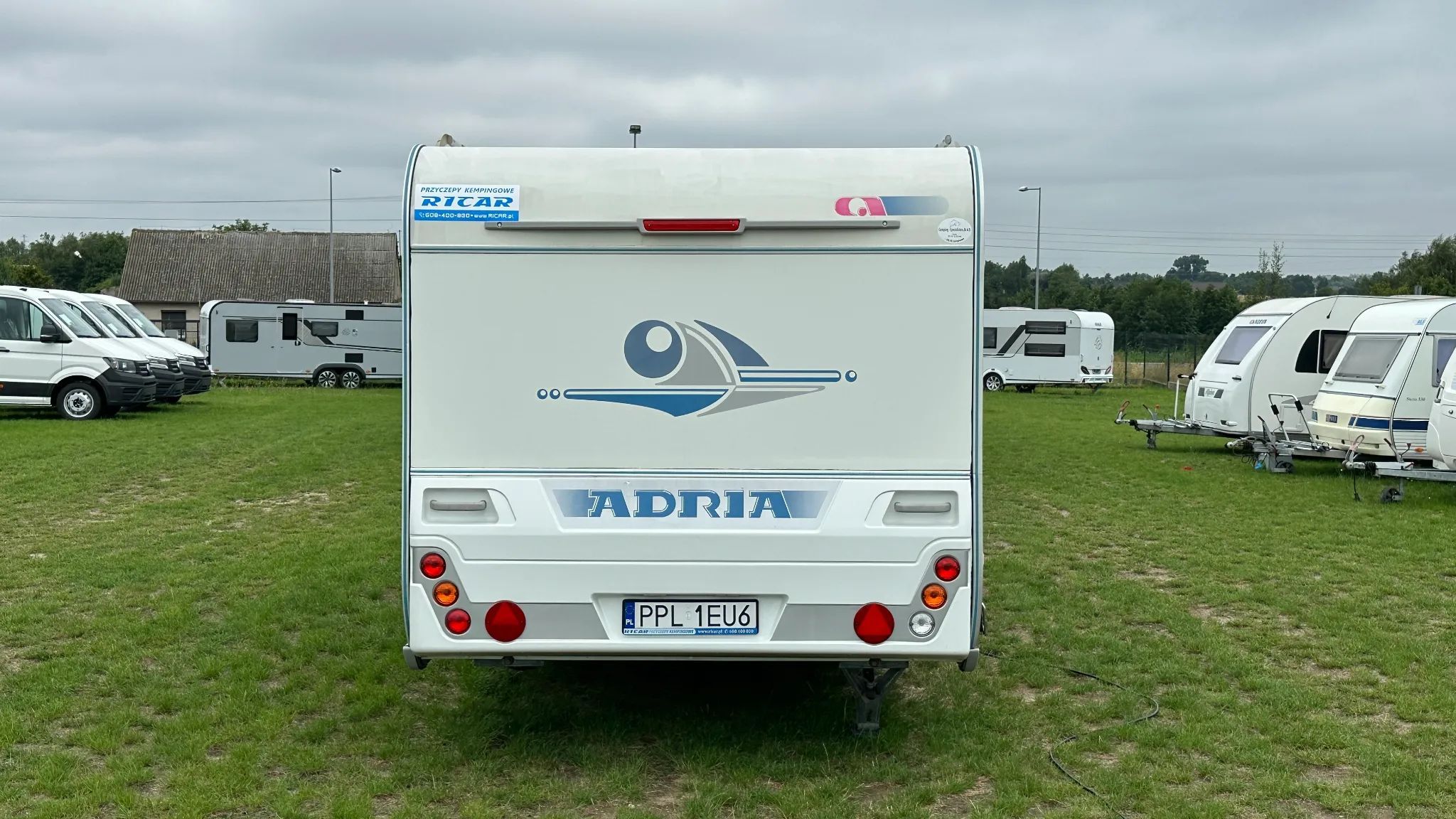 Adria Adiva 502 UP z przedsionkiem Isabella i napędem. RATY !!!  Przyczepa gotowa do sezonu. ZOBACZ !!!