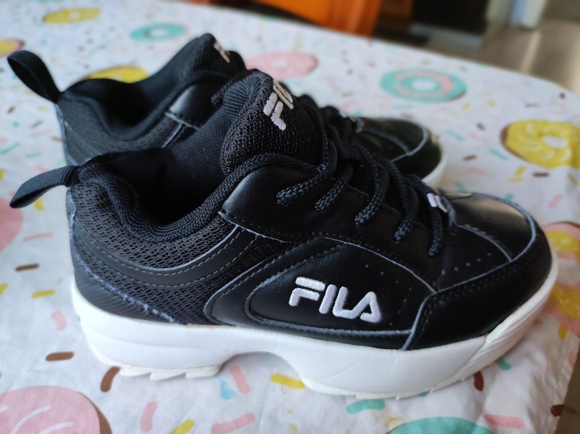 Adidasy Fila 31.