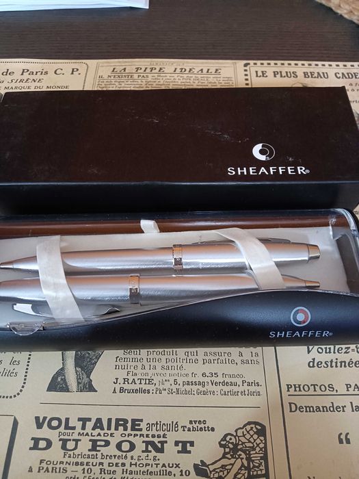 Conjunto caneta esferográfica e lapiseira da marca sheaffer inox