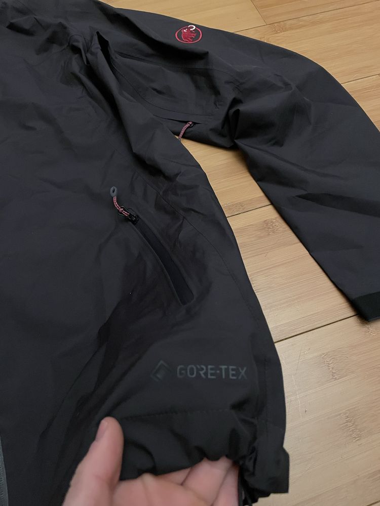 Куртка Mammut gore-tex оригінал чорна нова outdoor на утяжках trail