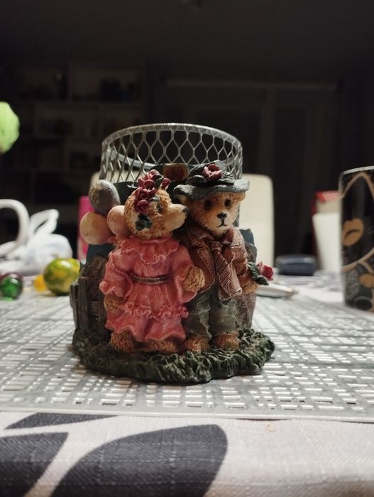 Pojemnik na przybory — stylowy organizer biurkowy