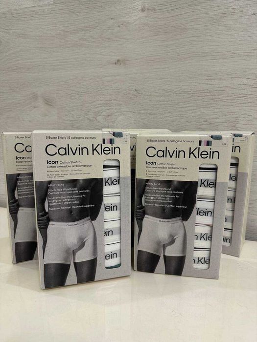 Набір боксерів Calvin Klein в коробці 5шт різного кольору