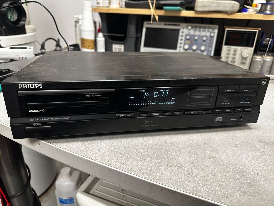 Philips CD604 CD player