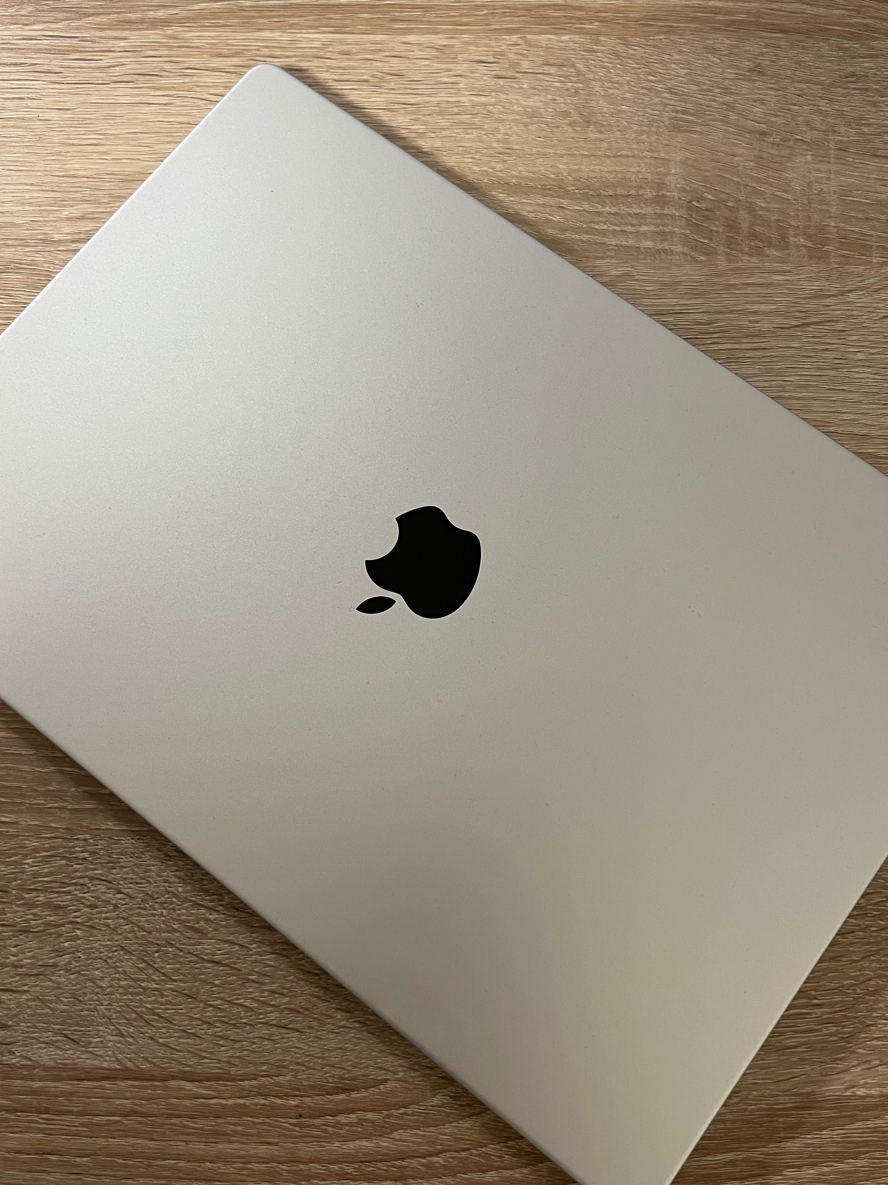 Apple MacBook Pro 16" M2 Pro, 2023