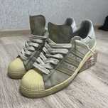 Мʼятні хакі adidas superstar
