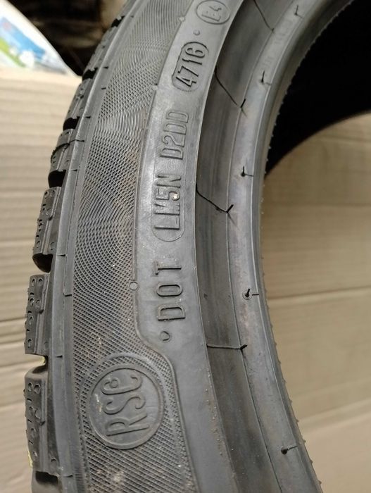 225/40 18ContinentalContiWinterContactTS830P RSC4716/5016ObrzyckoZ1592