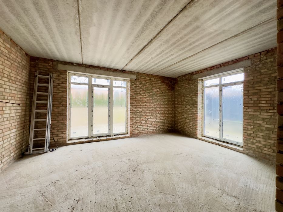 Будинок в Червоних горах