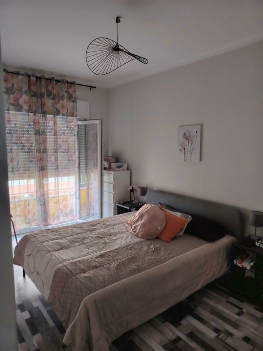 Arrendar Apartamento T4 (3 quartos)