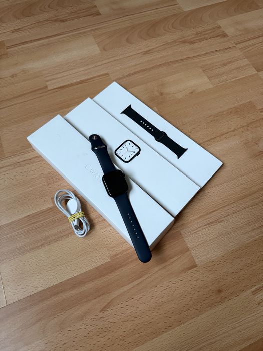 Apple Watch Series 7 45 mm Midnight / Полный Комплект