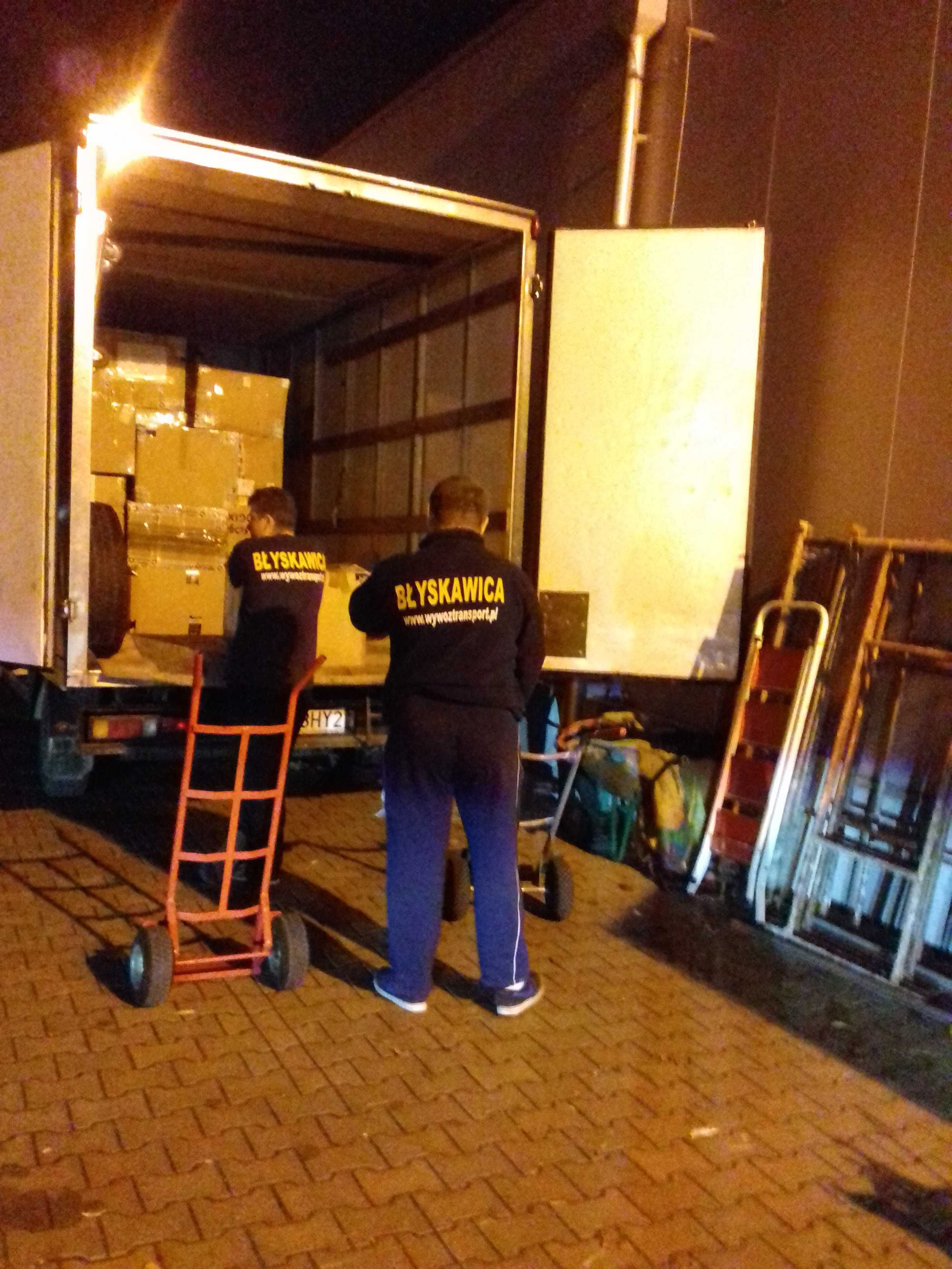 Opróżnianie mieszkań/Sprzątanie piwnic/TRANSPORT/ DARMOWY odbiór mebli