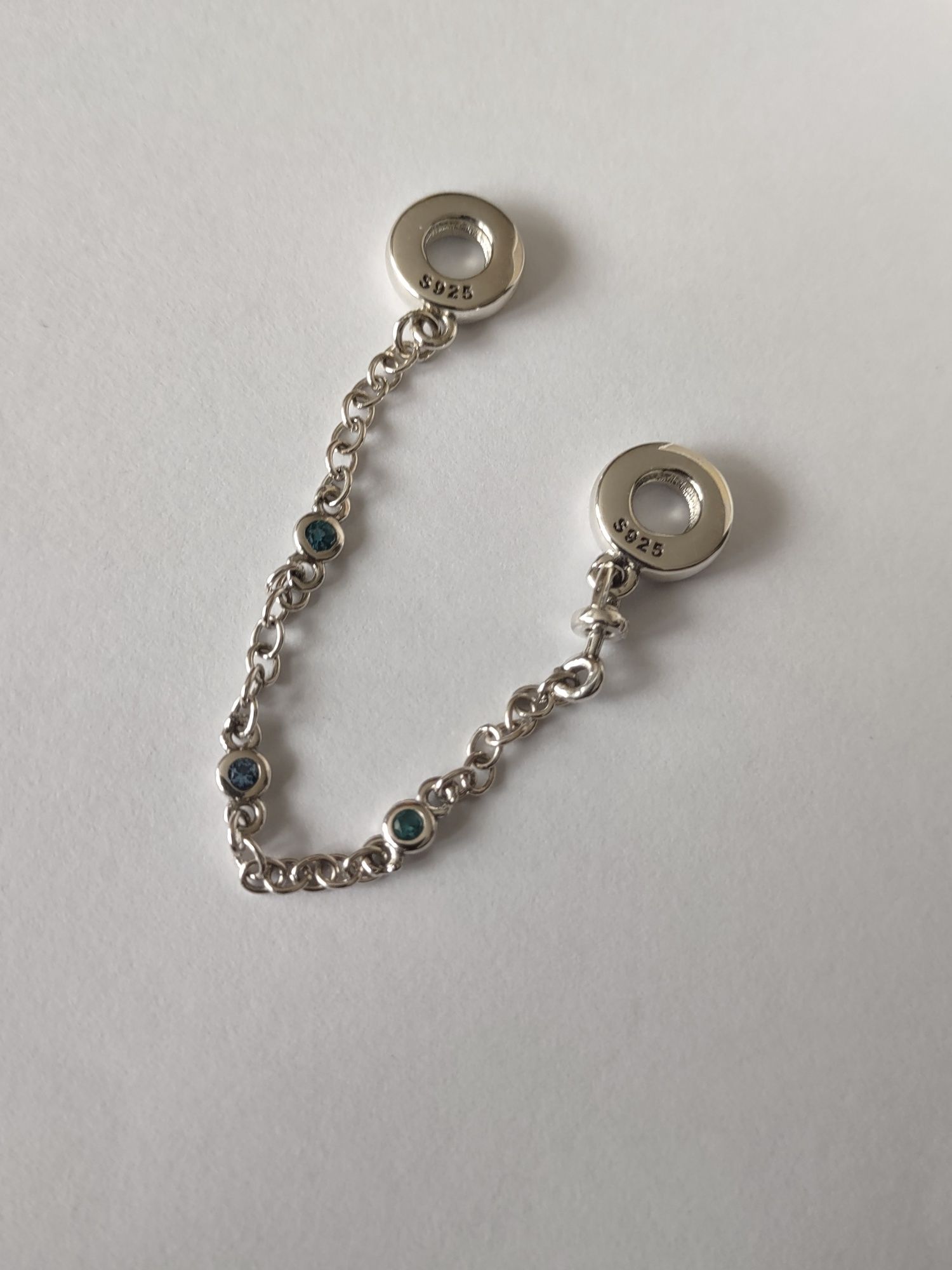 Nowy łańcuszek zabezpieczający z niebieskimi kamieniami - srebro 925