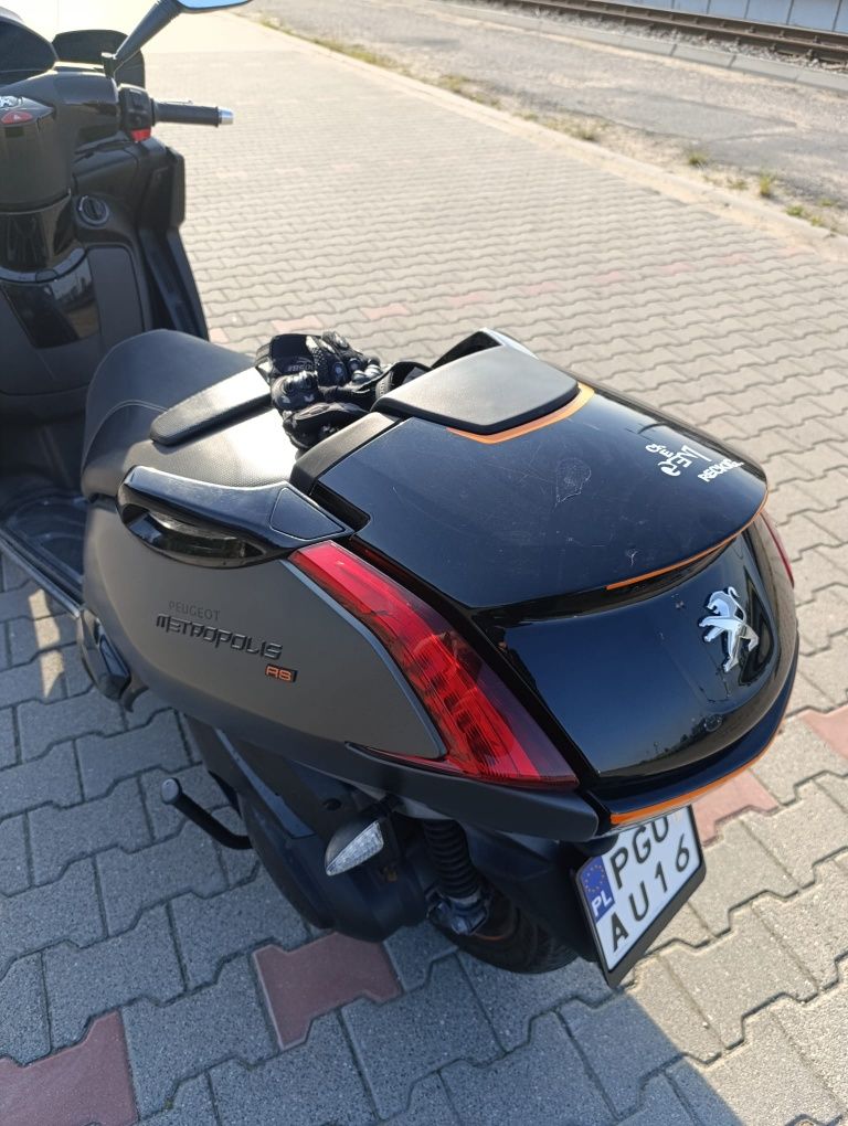 Metropolis L5E 400ccm 2014r
