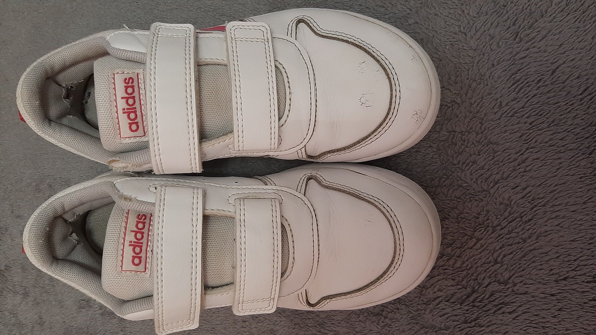 Buty skórzane Adidas rozmiar 33 stan bardzo dobry