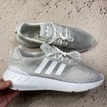 GZ3499 нові adidas swiftrun 22 чоловічі літні кросівки оригінал