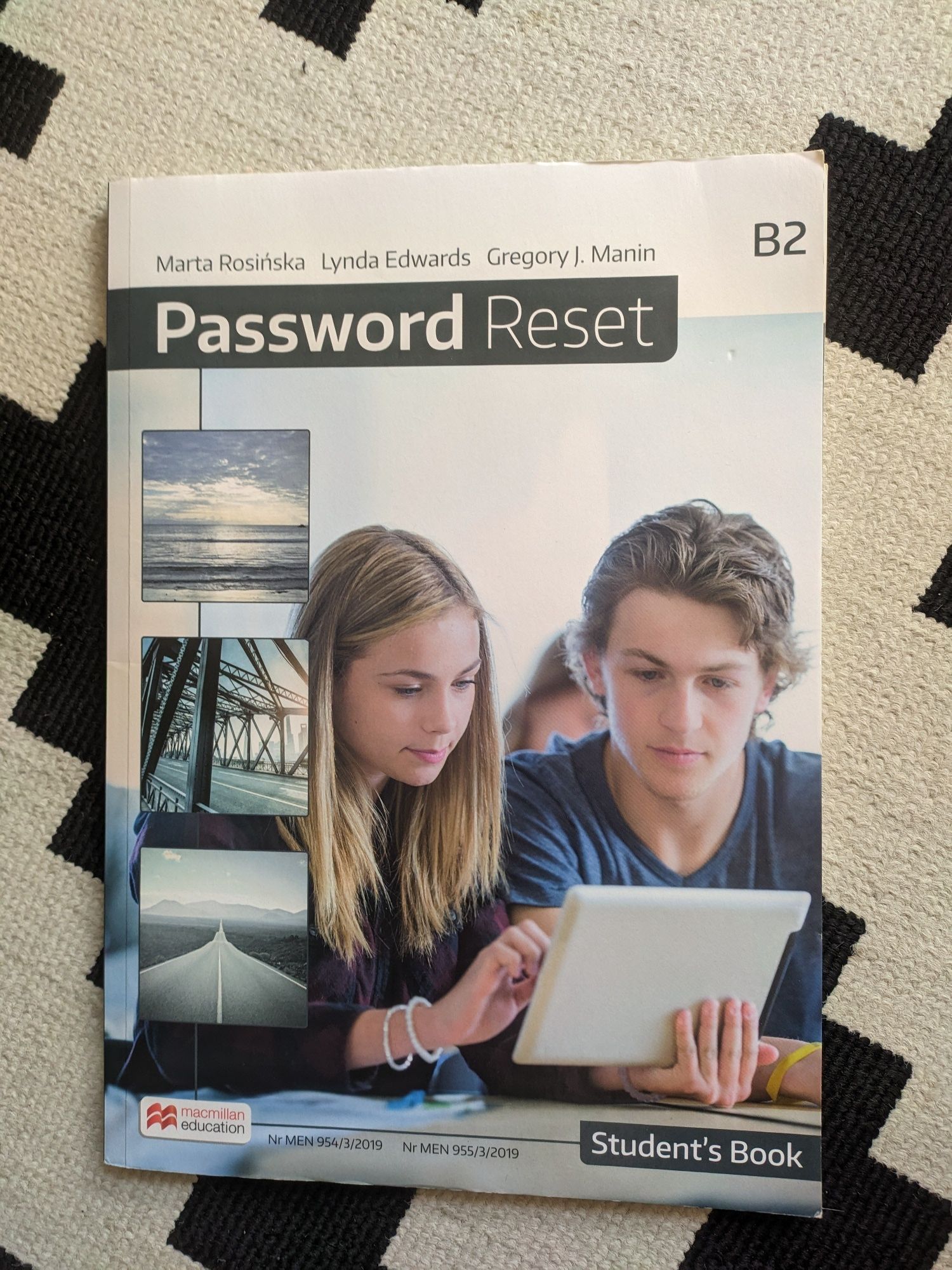 Password Reset. Student's Book (Podręcznik). Poziom B2. Język angielsk