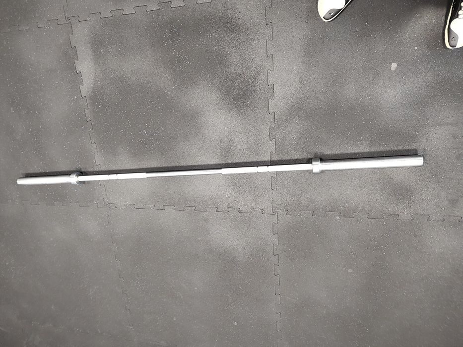 Sztanga olimpijska do dwuboju
Elastyczna sztanga do dwuboju z dobr