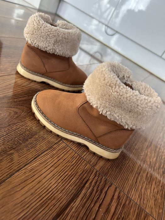 Buty zimowe Zara kozaki 22
