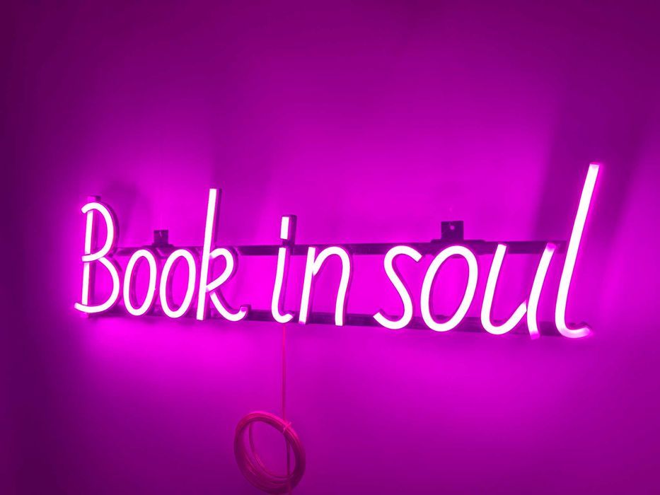 Неонова вивіска "Book in soul" рожева, 600*155 мм, світлодіодна, нова