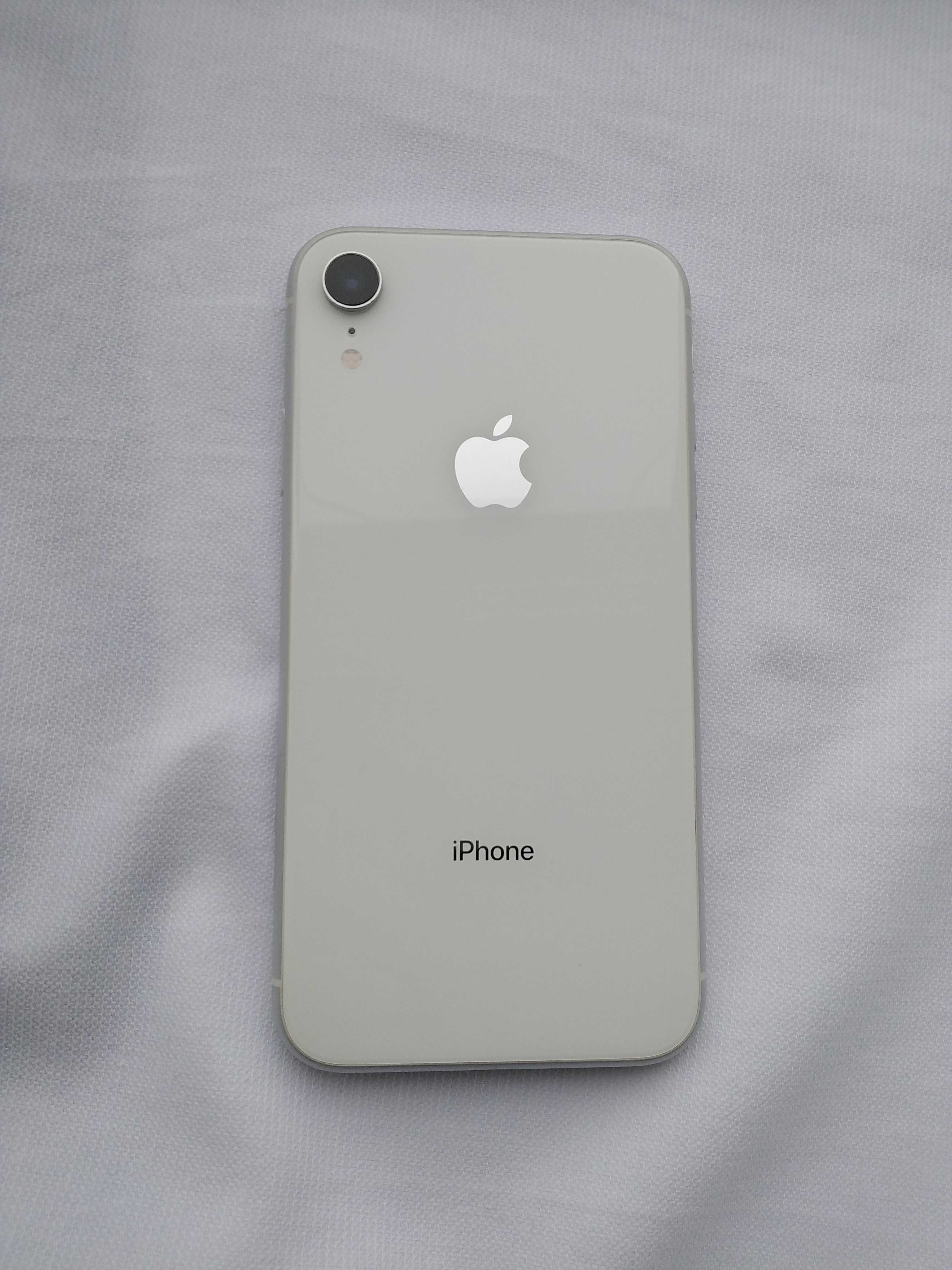 Apple iPhone XR 128GB Neverlock White