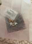 Charms napis MOM