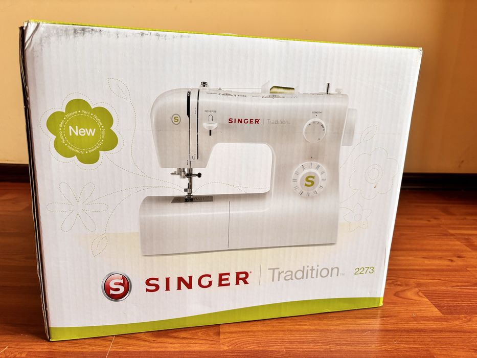 Продам швейную машинку Singer Tradition 2273