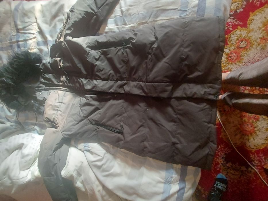 Длинная  мужская на  синтепоне курточка