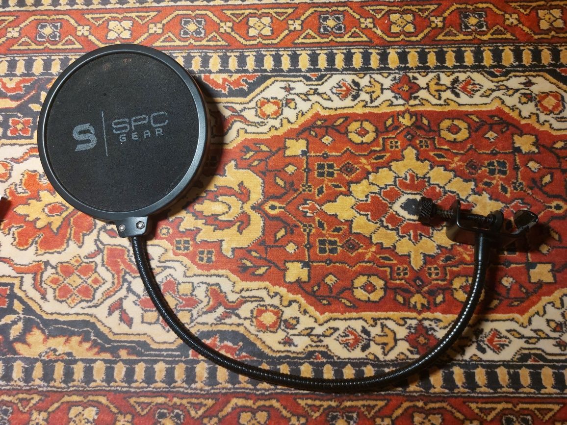 Mikrofonu sm 900 + ramię mikrofonowe  koszyk akustyczny  oraz popfilte