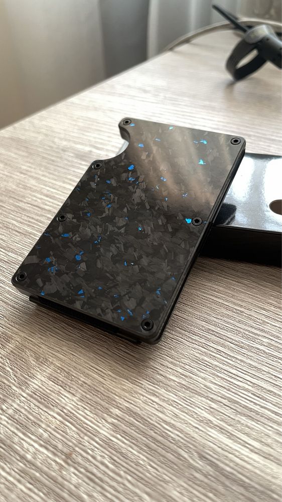 Тримач для грошей card holder/гаманець. З кованого карбону