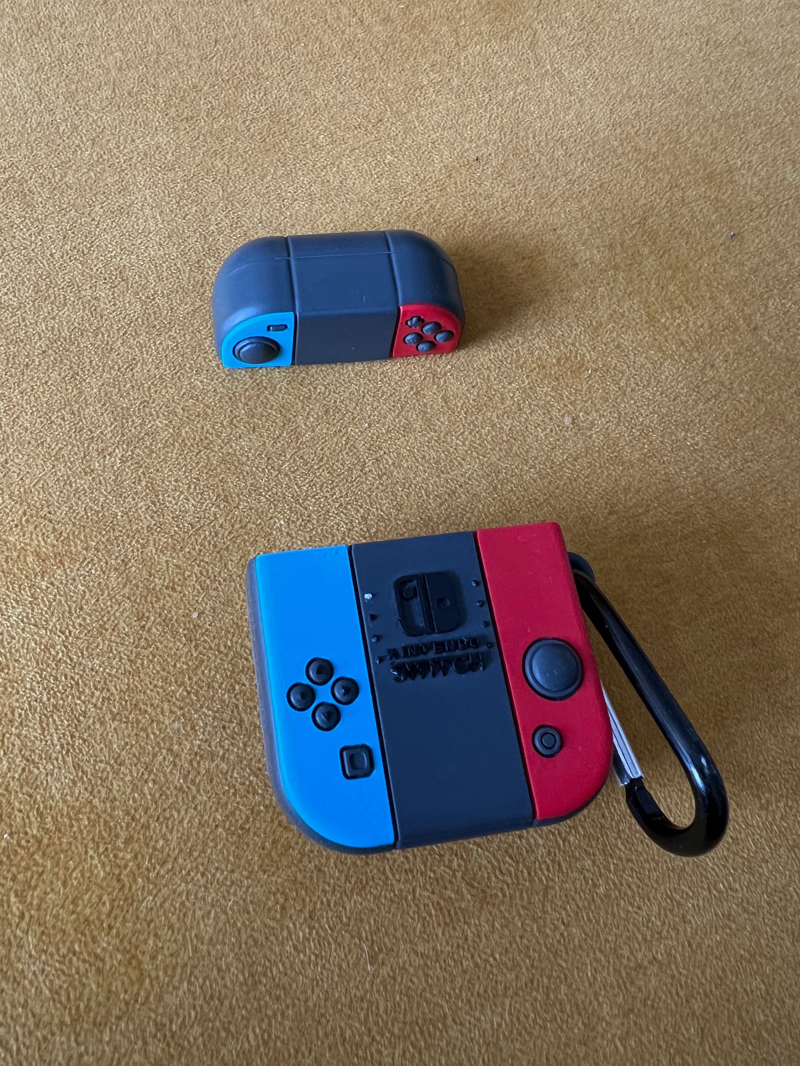 Etui Apple AirPods 1 - konsola