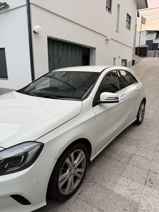 Mercedes-Benz A180d | Excelente estado | 2015 | Nacional  | 68000km